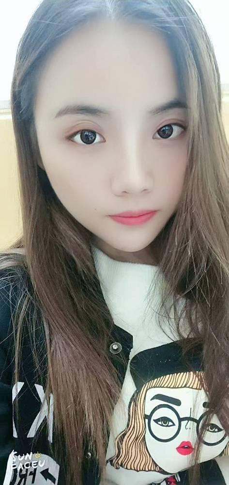 自己学生，偶尔兼职