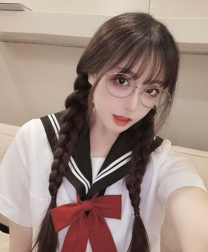 深圳清纯可爱学生妹妹